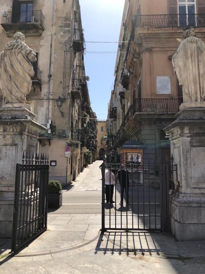 Appartement Casa Di Fronte La Cattedrale à Palerme Extérieur photo