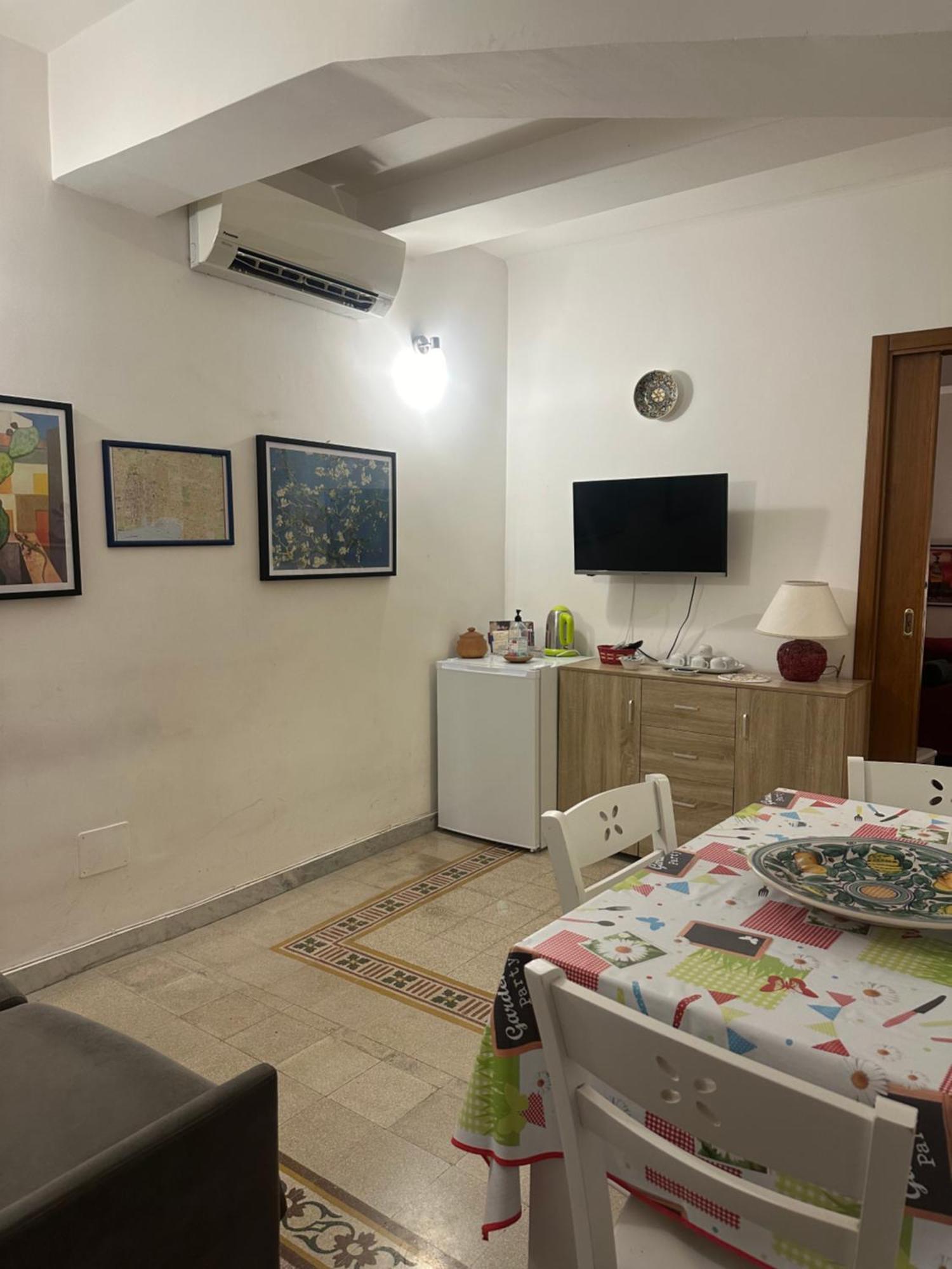 Appartement Casa Di Fronte La Cattedrale à Palerme Extérieur photo